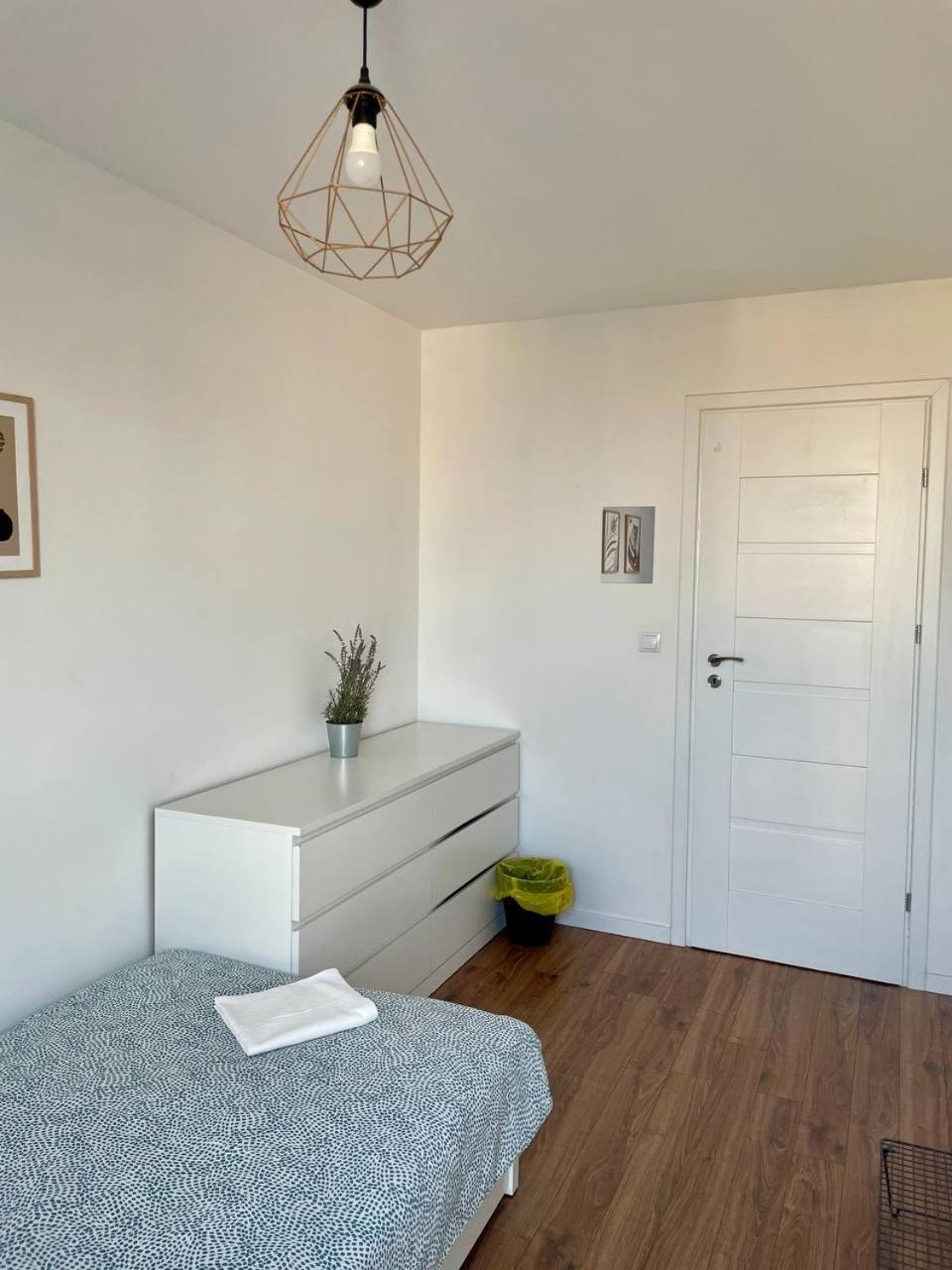 Halby Rooms Grzybowska 5 Varsavia Esterno foto